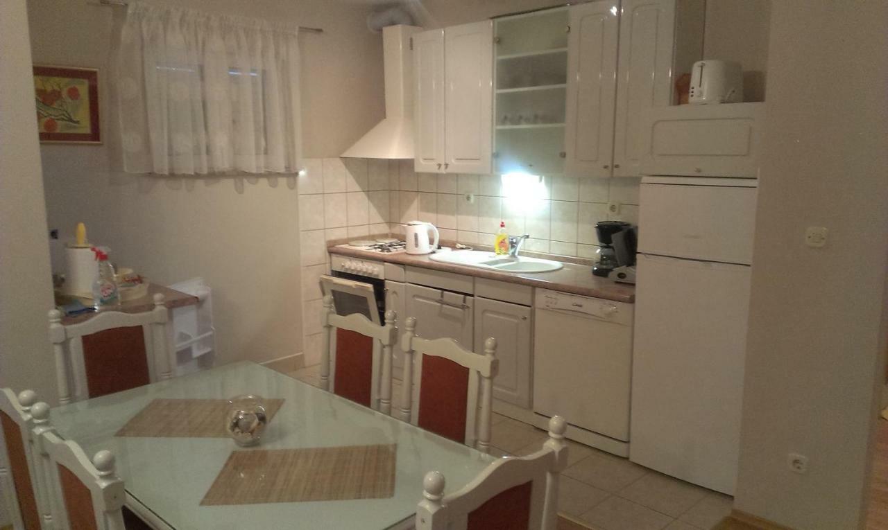 Apartment Viki Makarska Eksteriør bilde